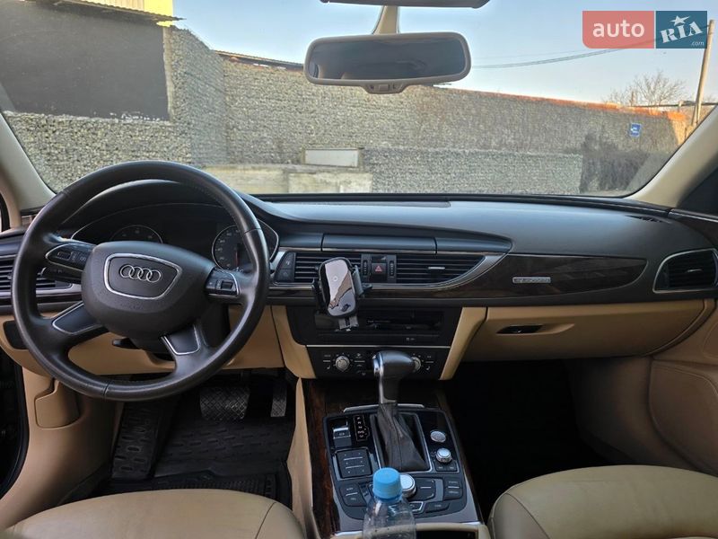 Седан Audi A6 2013 в Черновцах