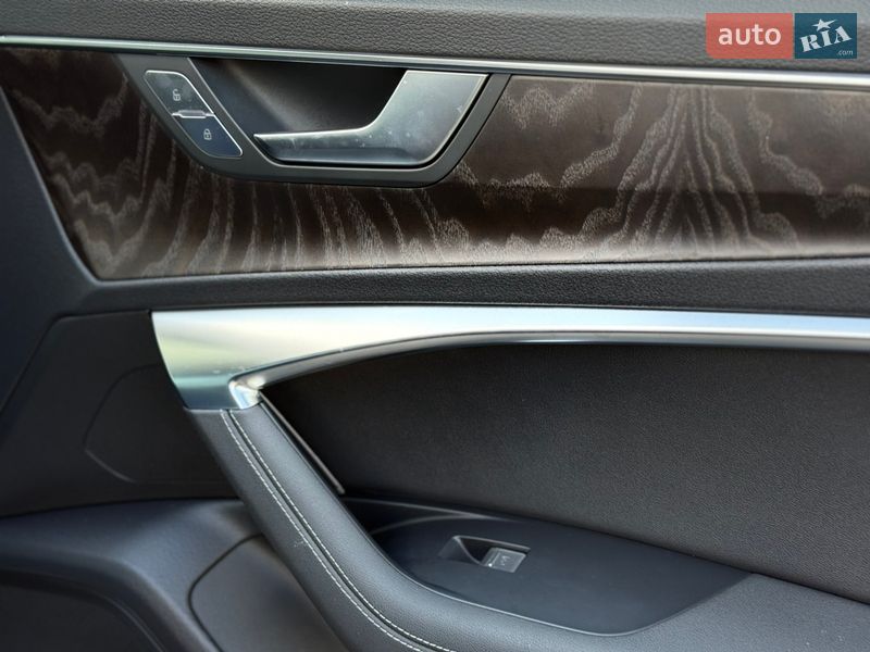 Седан Audi A6 2018 в Киеве