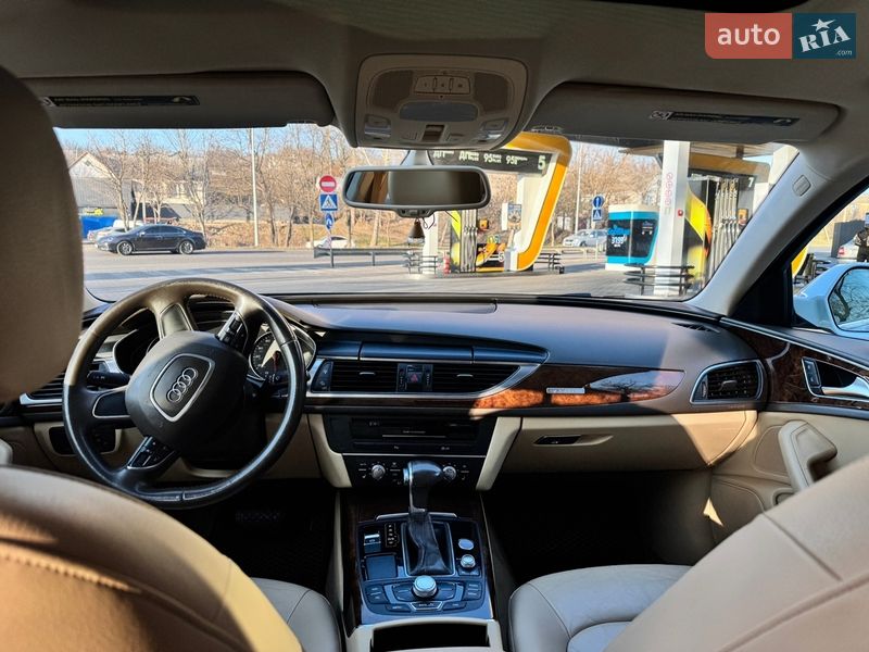 Седан Audi A6 2012 в Смеле