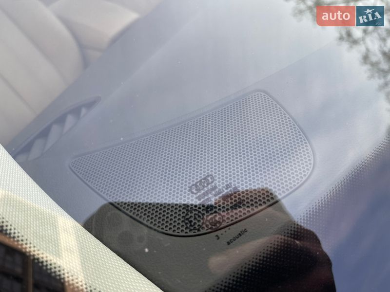 Седан Audi A6 2013 в Ровно