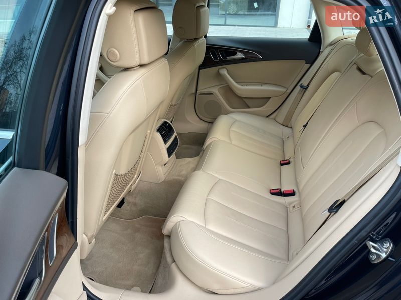 Седан Audi A6 2013 в Ровно
