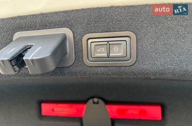 Седан Audi A6 2018 в Киеве