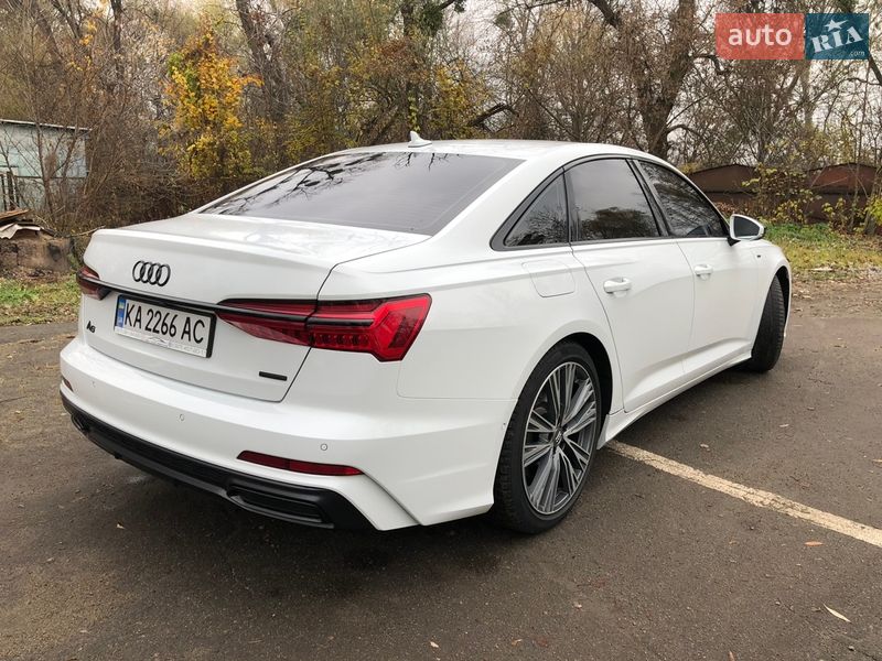 Седан Audi A6 2018 в Киеве