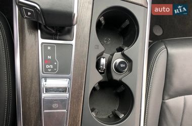 Седан Audi A6 2018 в Киеве