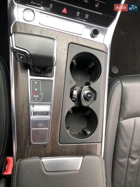 Седан Audi A6 2018 в Киеве