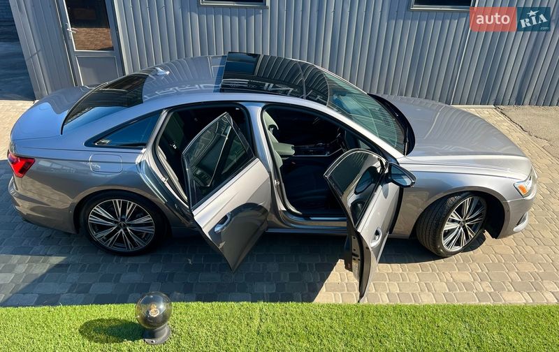Седан Audi A6 2020 в Киеве