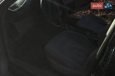 Седан Audi A6 1995 в Шполі