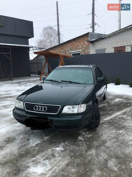 Седан Audi A6 1995 в Шполі