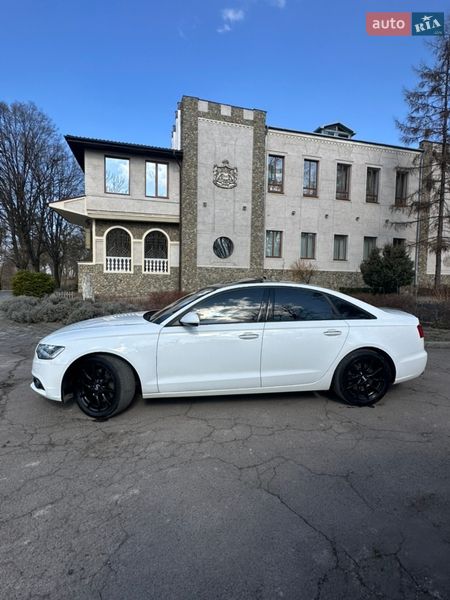 Седан Audi A6 2014 в Львове