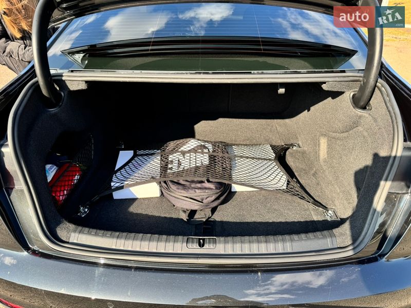 Седан Audi A6 2020 в Ровно