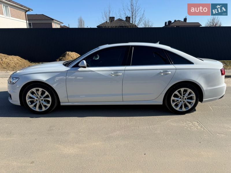Седан Audi A6 2016 в Киеве