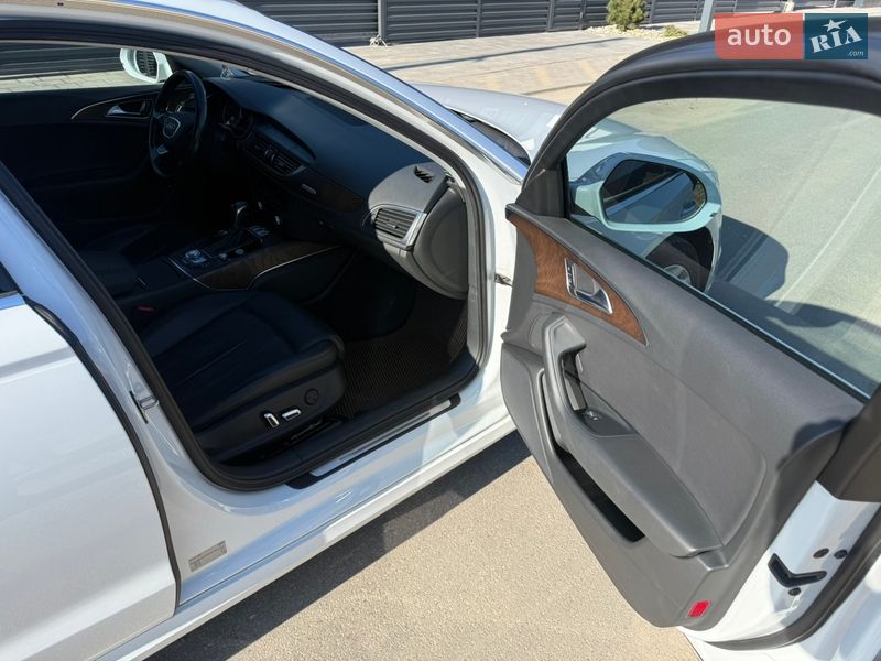 Седан Audi A6 2016 в Киеве