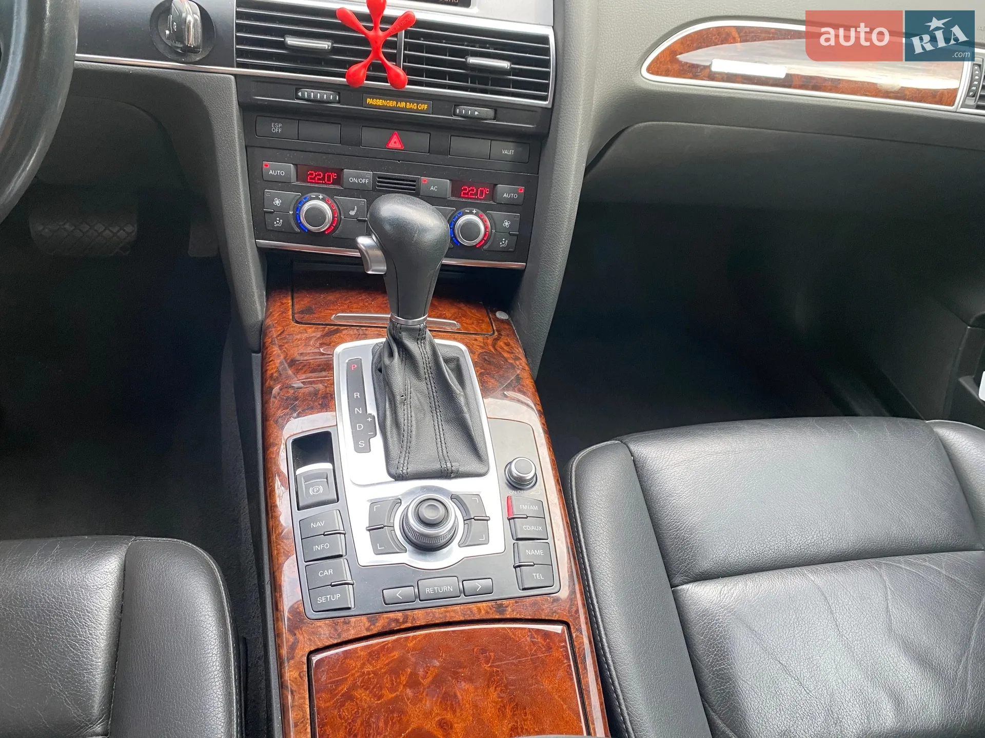 2010 Audi A6 - мініатюра 23