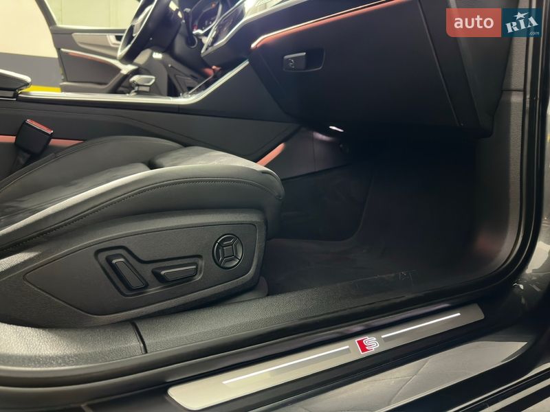 Седан Audi A6 2022 в Казатине