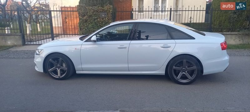 Седан Audi A6 2014 в Ужгороде