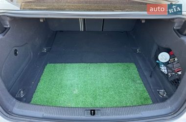 Седан Audi A6 2014 в Прилуках