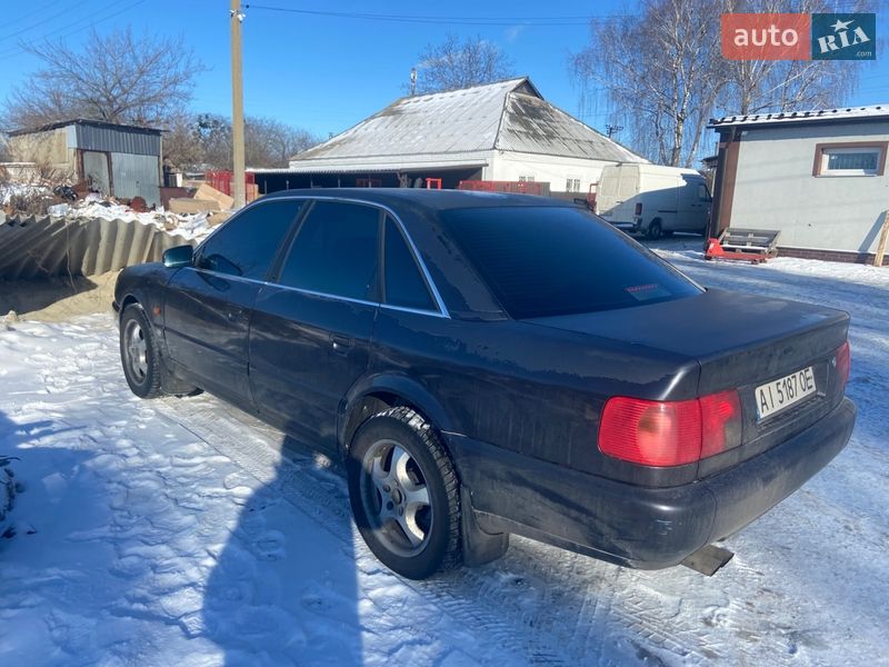 Седан Audi A6 1996 в Яготине
