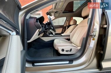 Седан Audi A6 2019 в Киеве