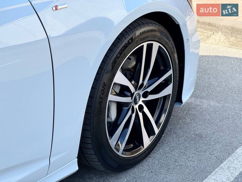 Седан Audi A6 2021 в Києві