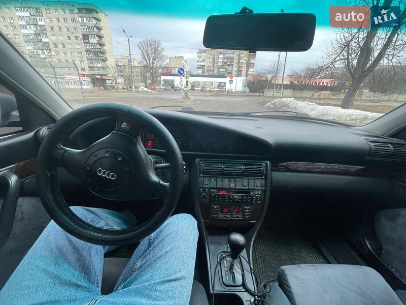 Седан Audi A6 1996 в Шостке