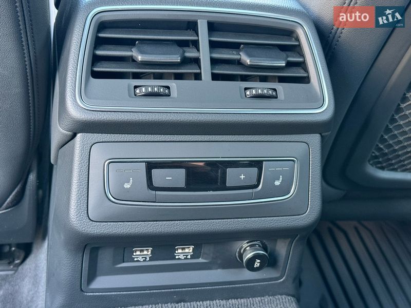 Седан Audi A6 2019 в Ровно