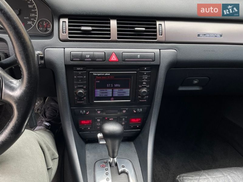 Универсал Audi A6 2000 в Киеве