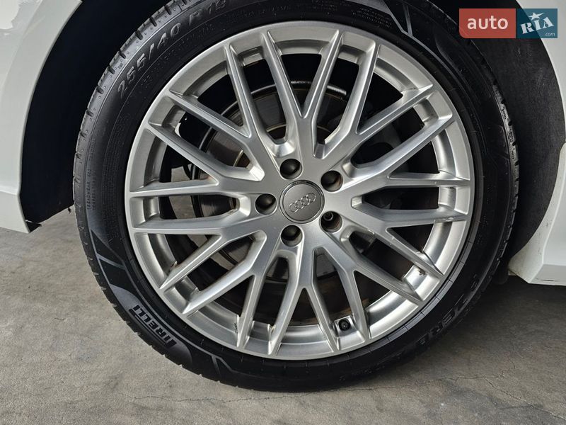 Седан Audi A6 2015 в Шептицькому