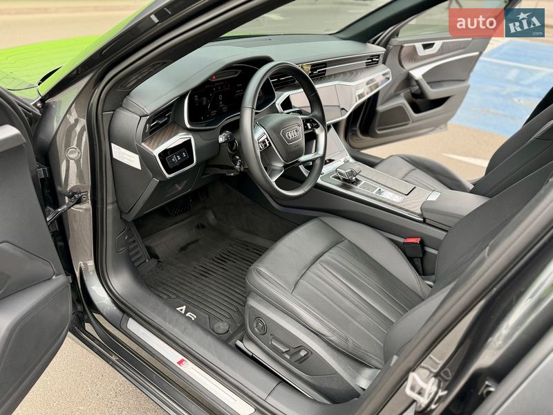Седан Audi A6 2022 в Киеве