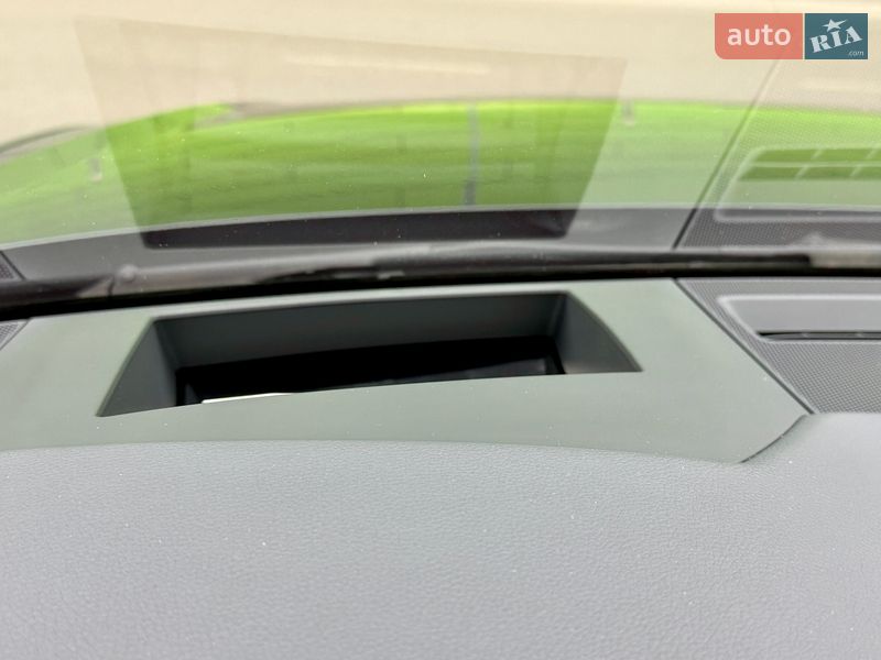 Седан Audi A6 2022 в Киеве