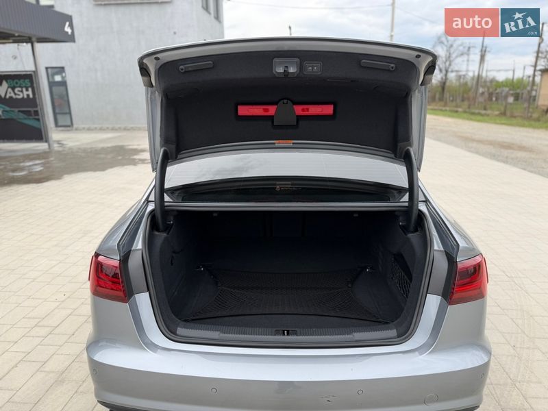Седан Audi A6 2018 в Виноградові