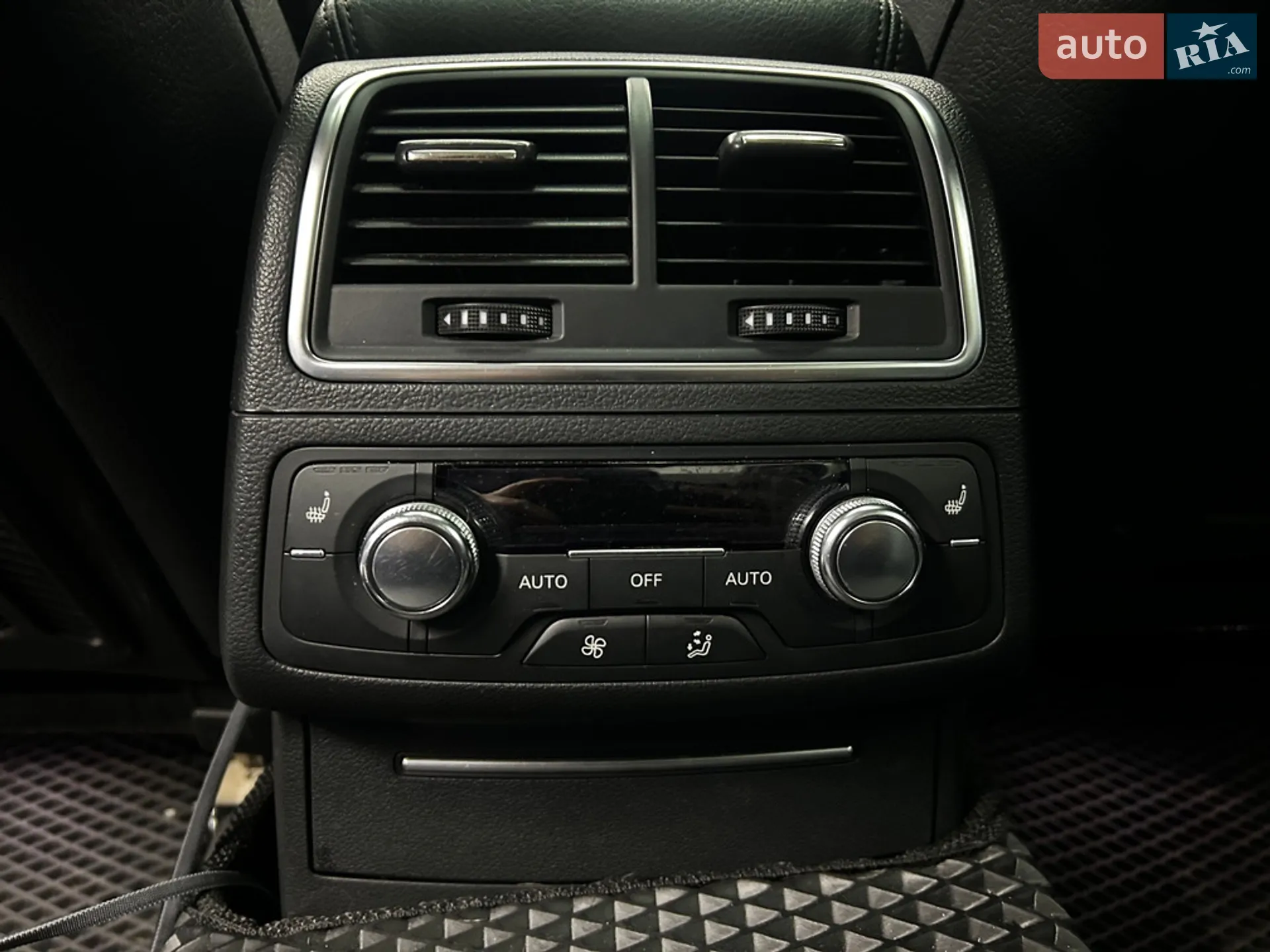2012 Audi A6 - мініатюра 28