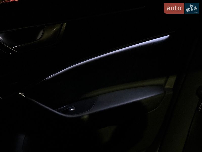 Седан Audi A6 2019 в Львове