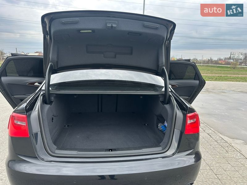 Седан Audi A6 2014 в Львове