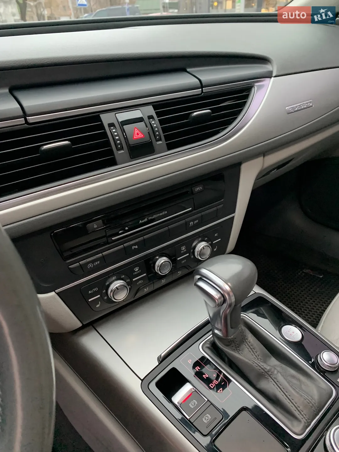 2011 Audi A6 - мініатюра 13