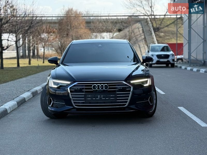 Седан Audi A6 2023 в Киеве