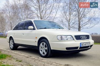 Седан Audi A6 1996 в Днепре
