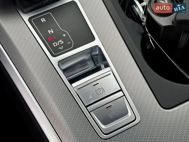 Седан Audi A6 2019 в Киеве