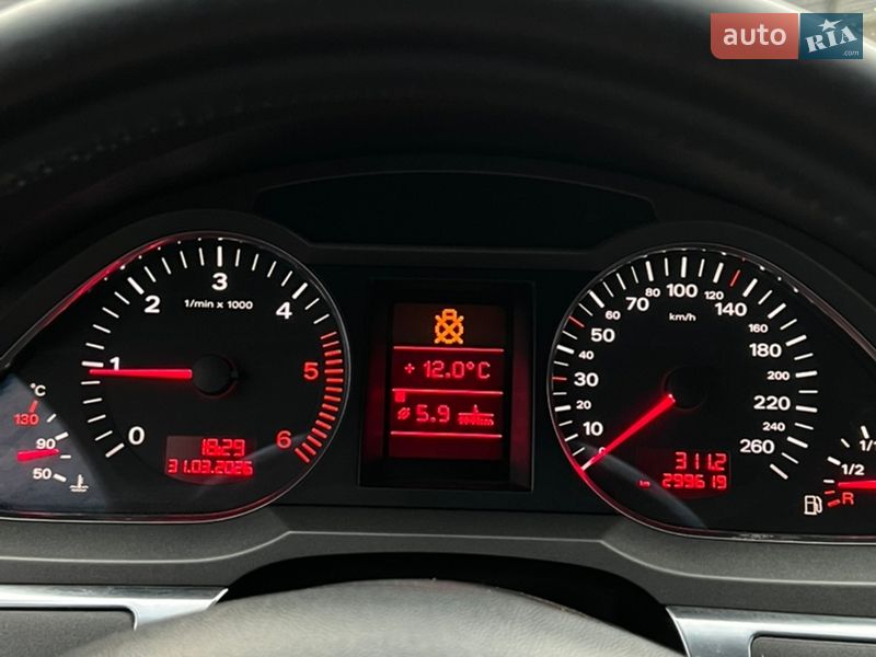 Седан Audi A6 2004 в Буче