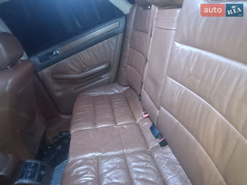 Седан Audi A6 1998 в Полтаві