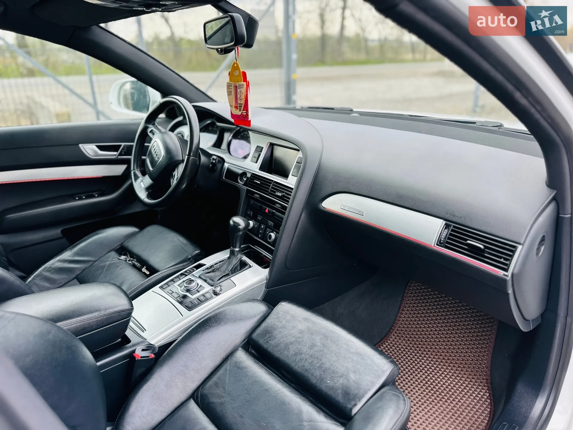 2010 Audi A6 - мініатюра 21