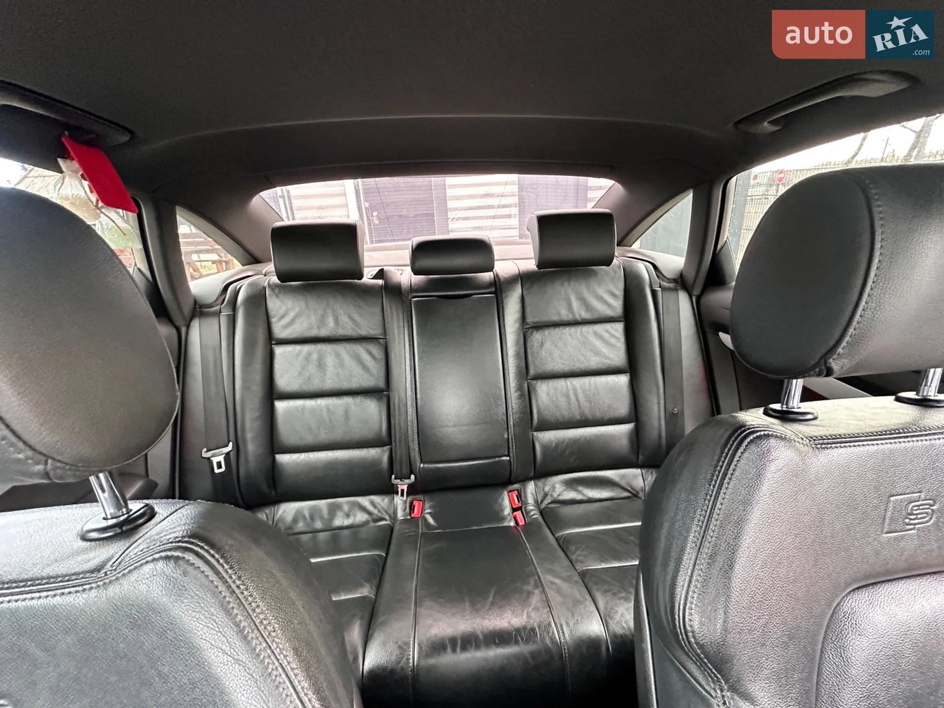 2010 Audi A6 - мініатюра 31