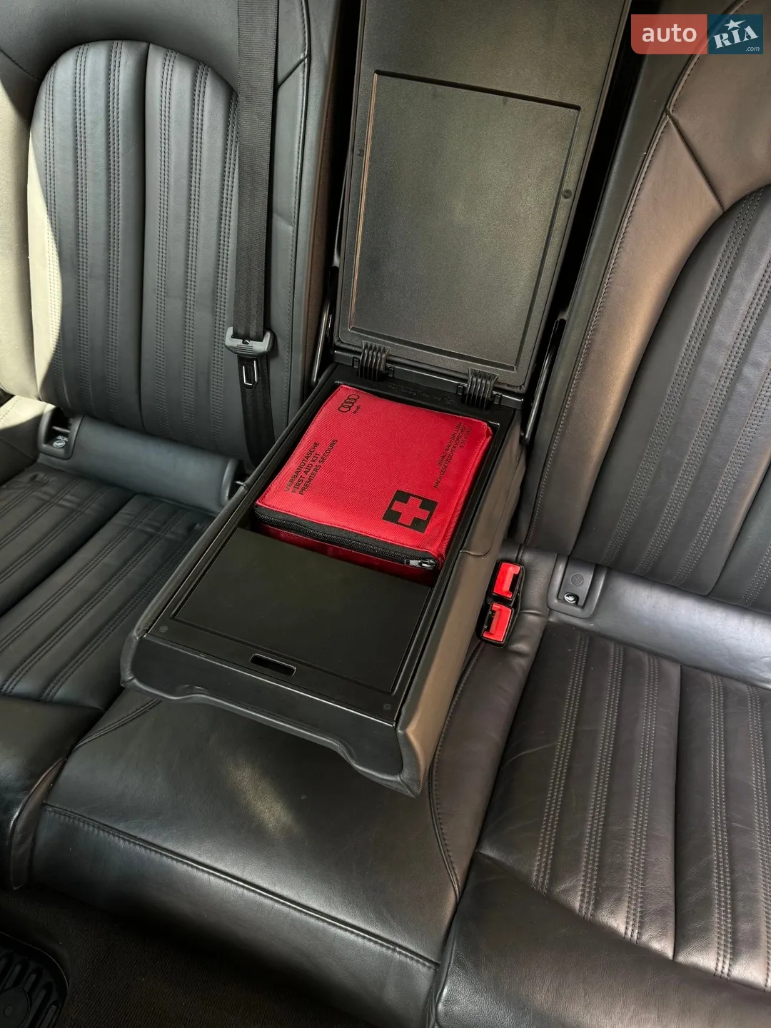 2012 Audi A6 - мініатюра 12