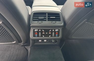 Седан Audi A6 2019 в Киеве