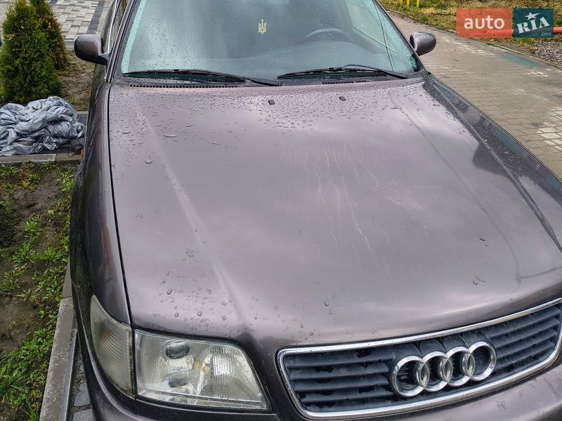 Седан Audi A6 1996 в Ровно