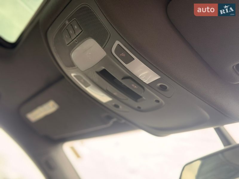 Седан Audi A6 2013 в Дубровице