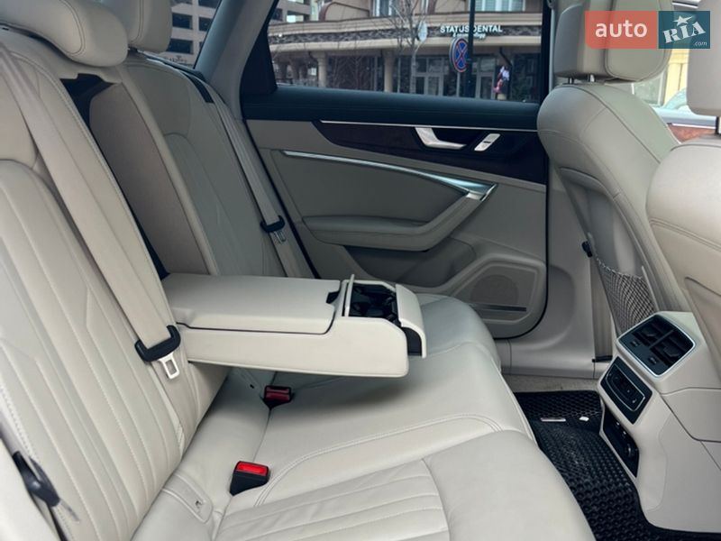 Седан Audi A6 2018 в Киеве