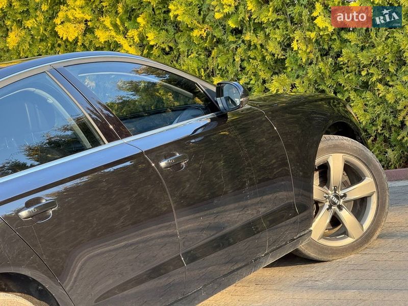 Седан Audi A6 2011 в Стрию