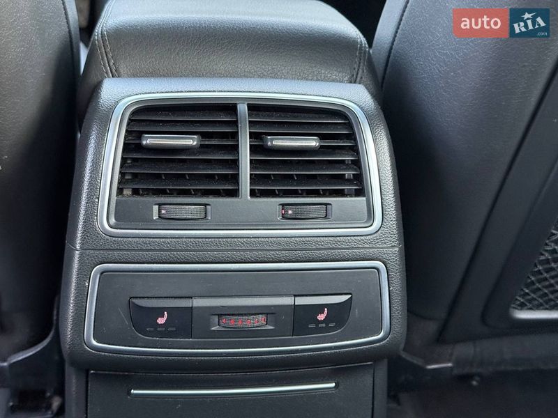 Седан Audi A6 2011 в Стрию