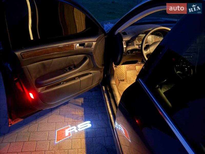 Универсал Audi A6 2003 в Нововолынске