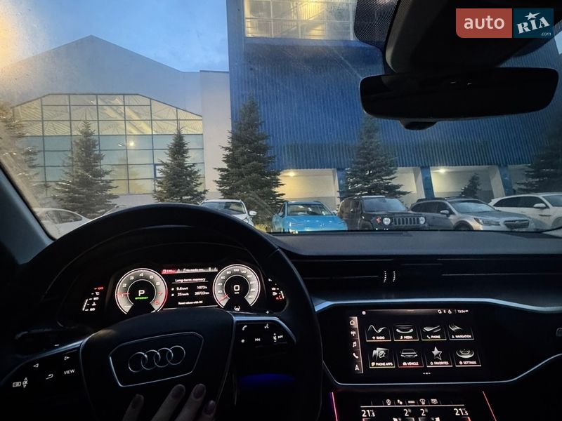 Седан Audi A6 2022 в Львові